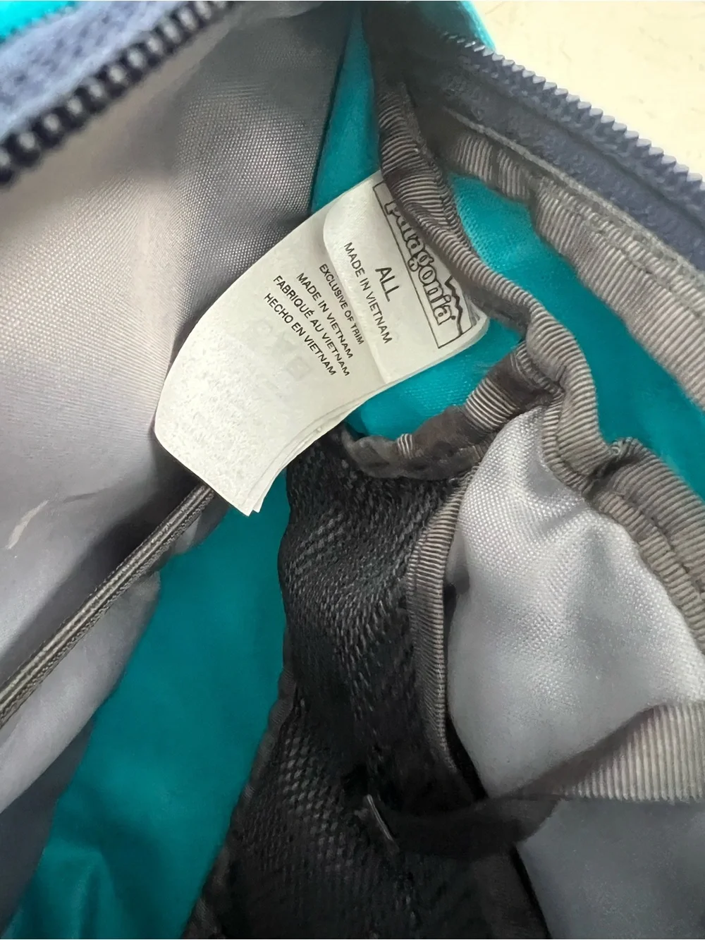 PATAGONIA Atom Sling Bag 8L Turquoise